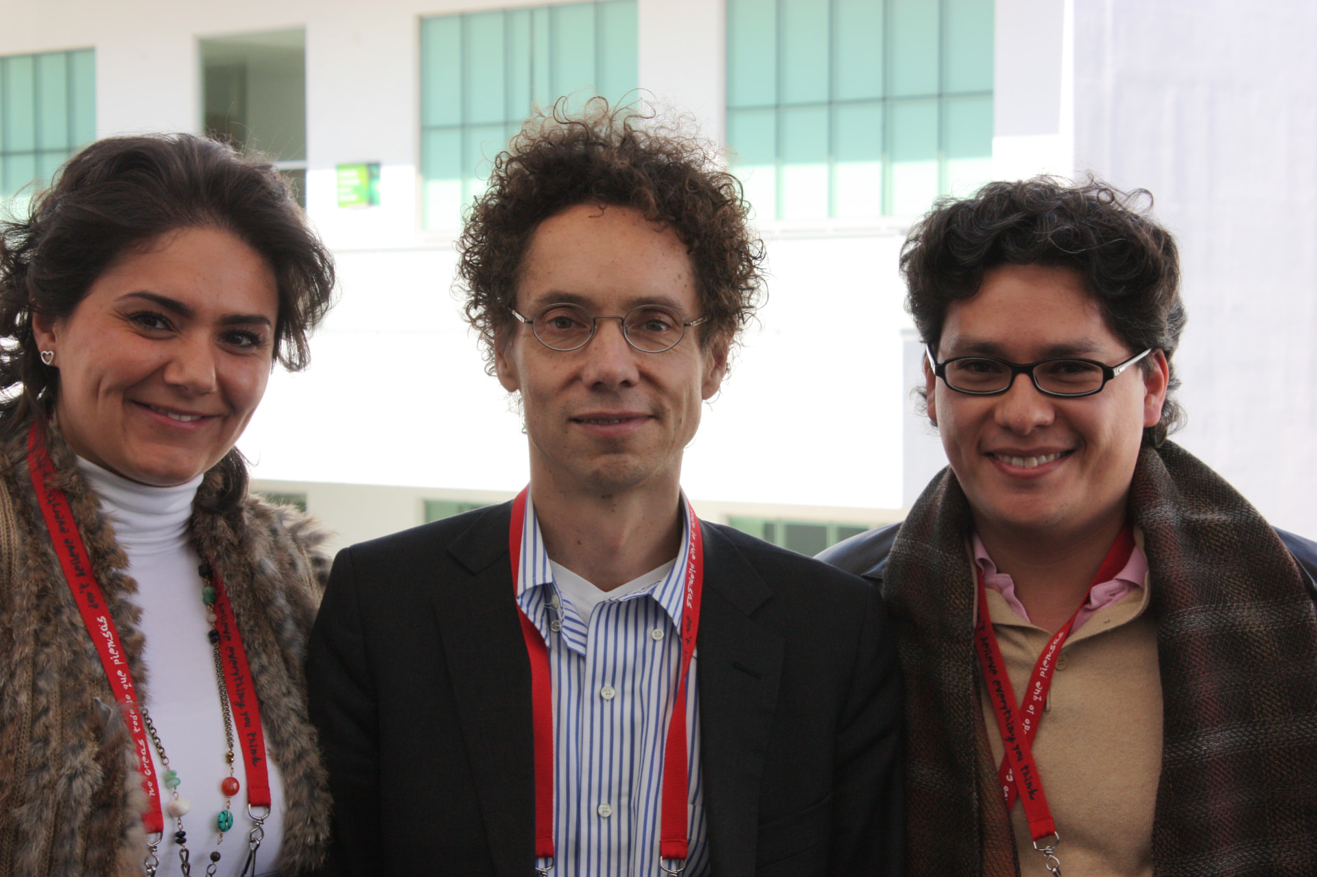 Agustín Mier y Terán junto a Malcolm Gladwell en una conferencia